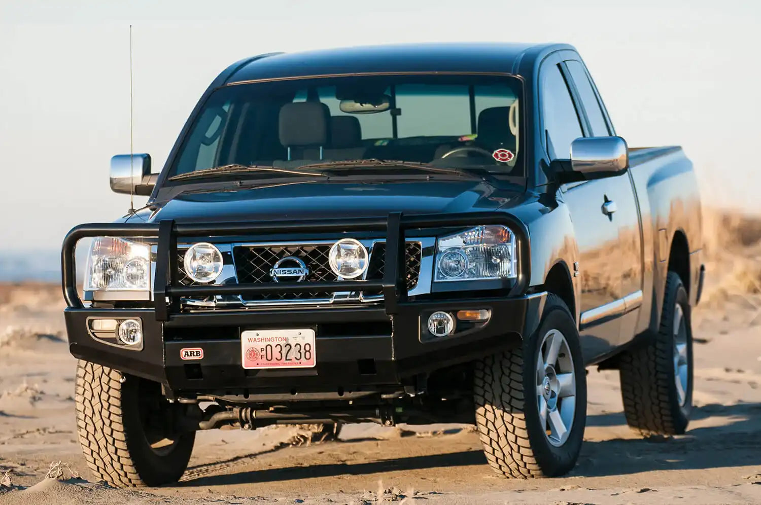 3464010_Nissan_Titan_v5.jpg