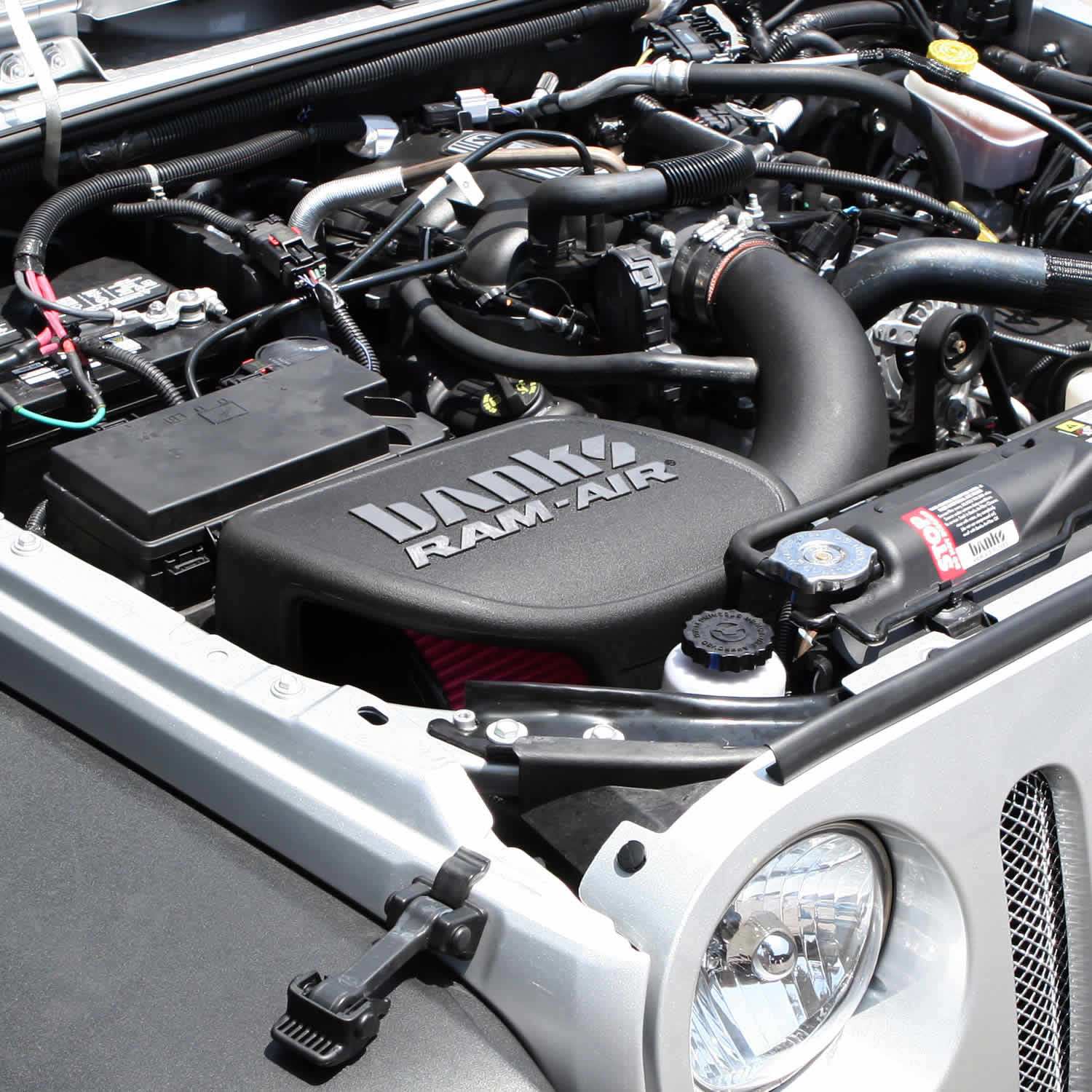 41832_5_jeep_38L_ramair.jpg