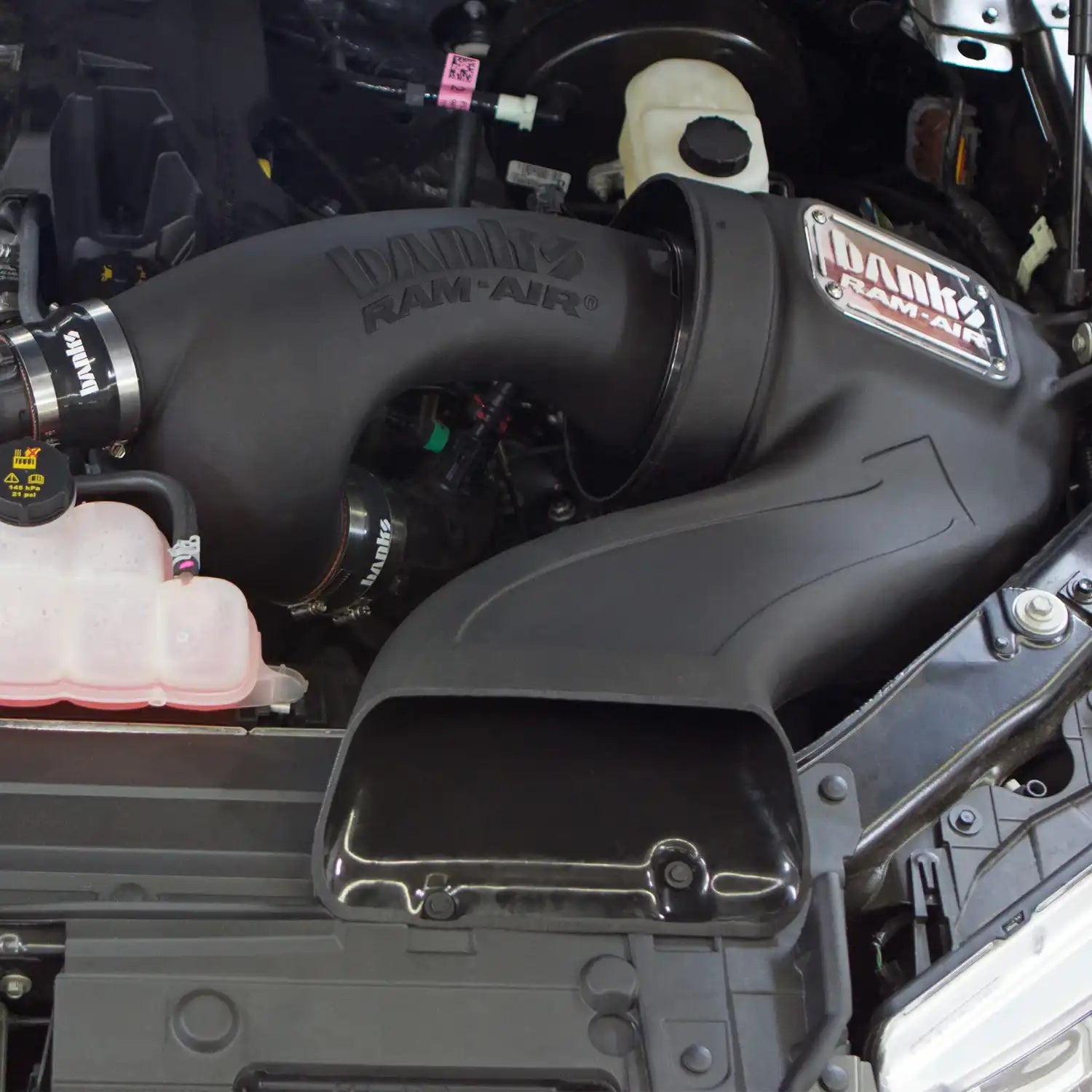 41884_3_ford_27-35L_ramair.jpg