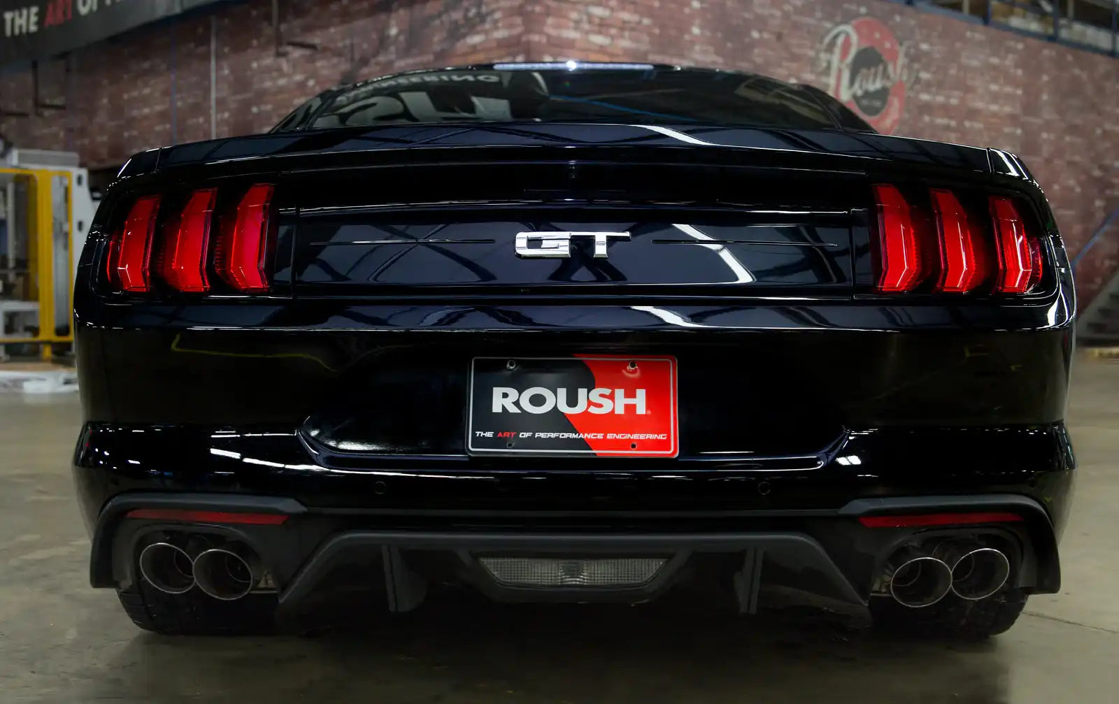 422128_exhaust_2.jpg