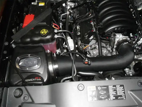 aFe 51-74104 Momentum GT PRO DRY S Stage-2 SI Intake System 15-17 GM Silverado/Sierra V8-6.2L