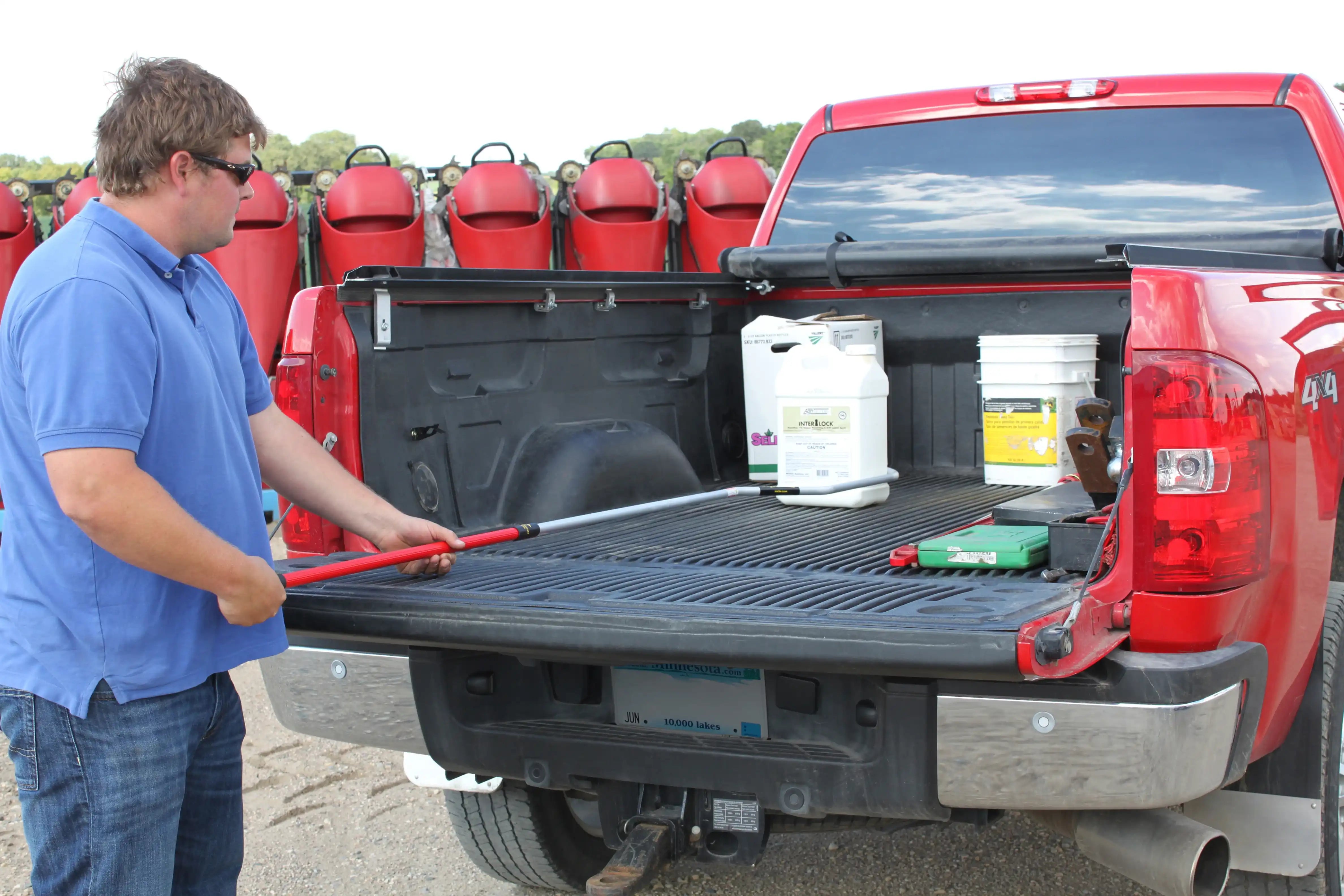 70088_reach_e-z_farmer_024.jpg