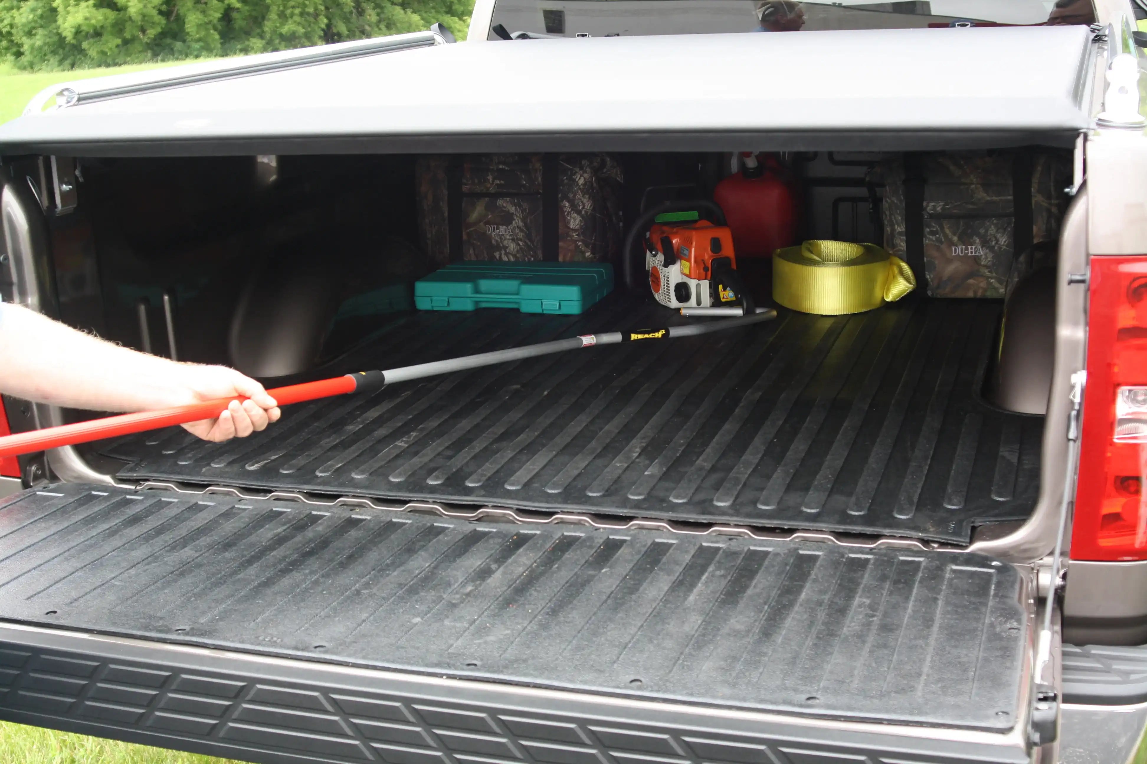 70088_reach_e-z_tonneau_cover_IMG_9921.jpg