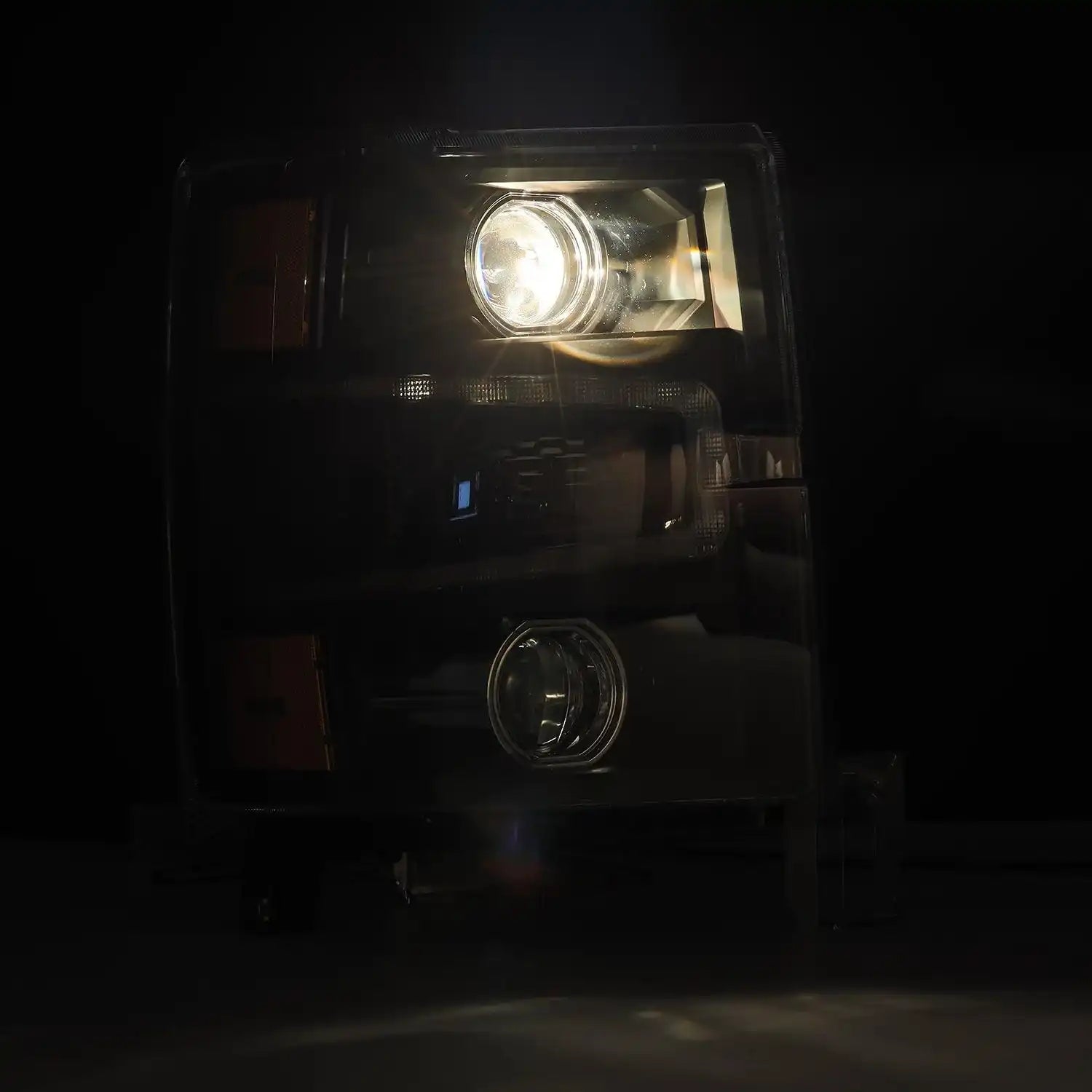 880245_3.jpg