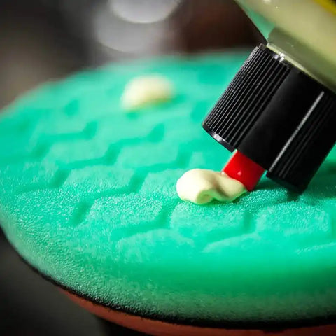 Chemical Guys Hex-Logic Quantum Heavy Polishing Pad - Green - 5.5in - Case of 12