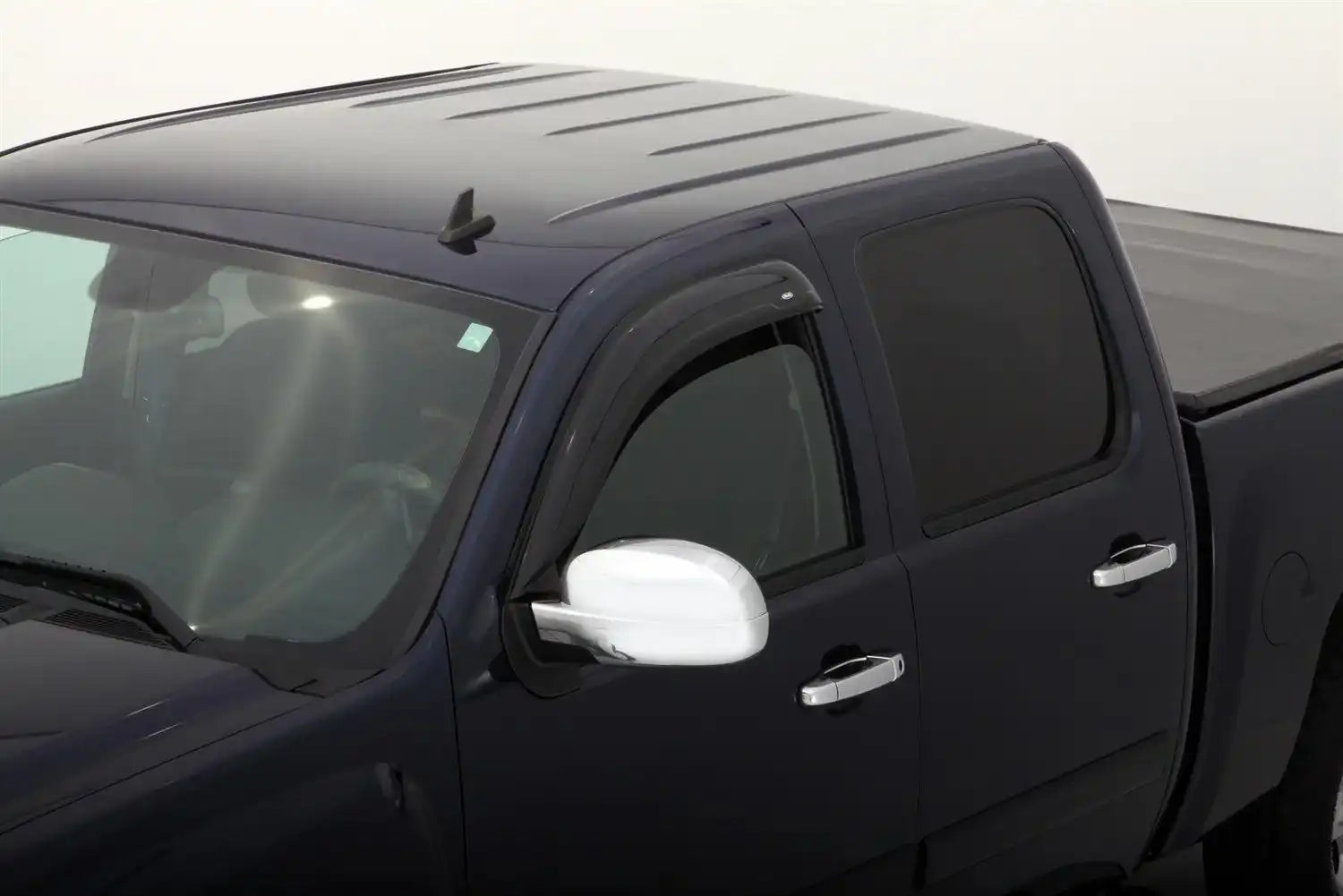 95607_on_vehicle_HR.jpg