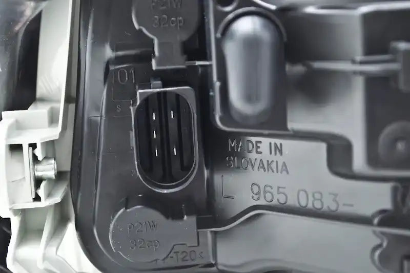 965037071.PT10.jpg
