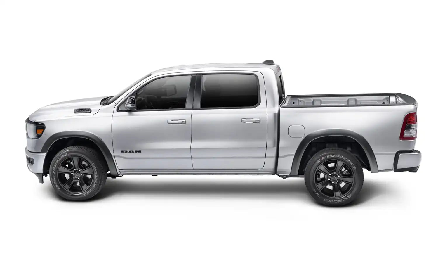 BWRbw_OEStyle_flare_21Ram1500_Side.jpg