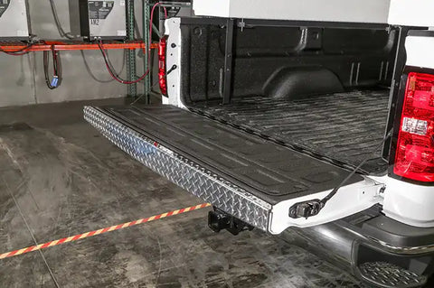 Dee Zee DZ2136 Black-Tread Tailgate Protector Cap