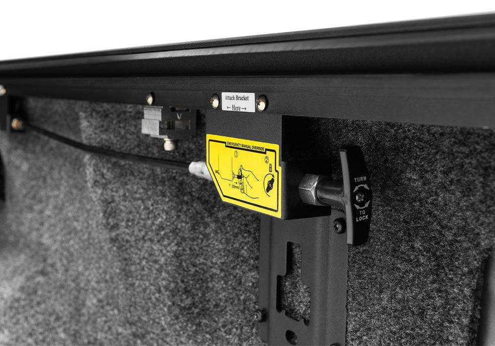 E-Series_21Ford-F150_Details_07ManualOverride.jpg