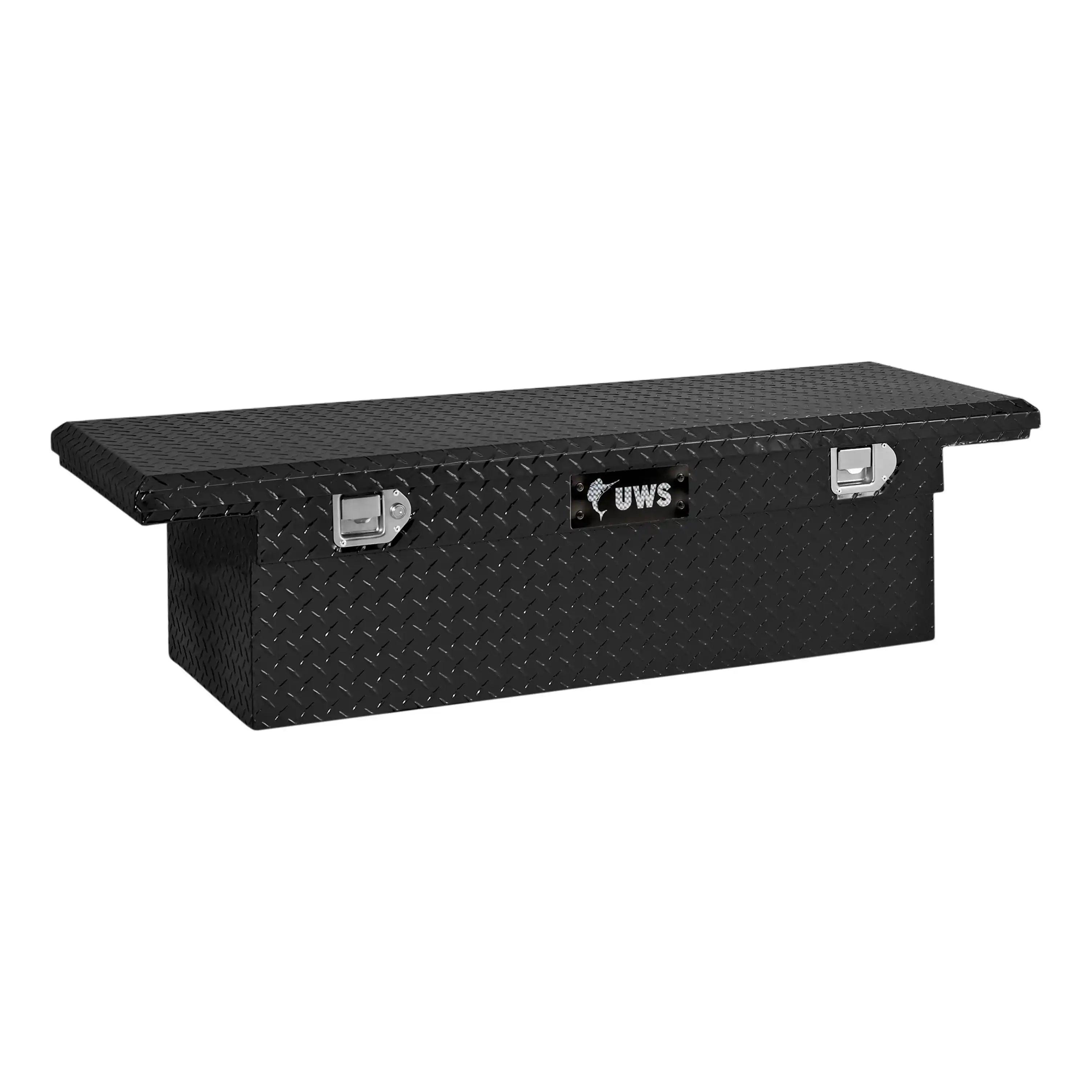 EC10112_3008x1990_a.jpg