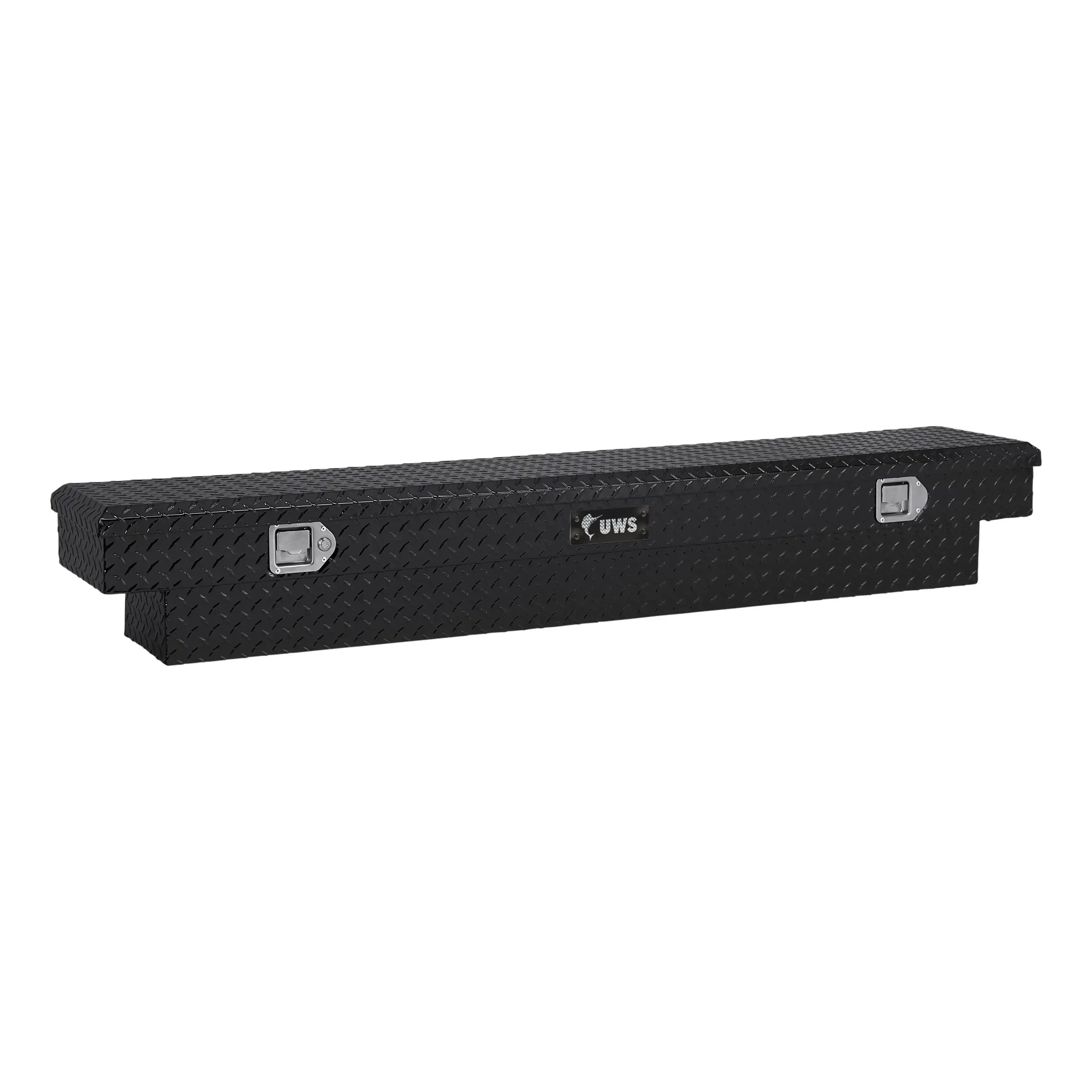 EC10252_3008x1990_a.jpg