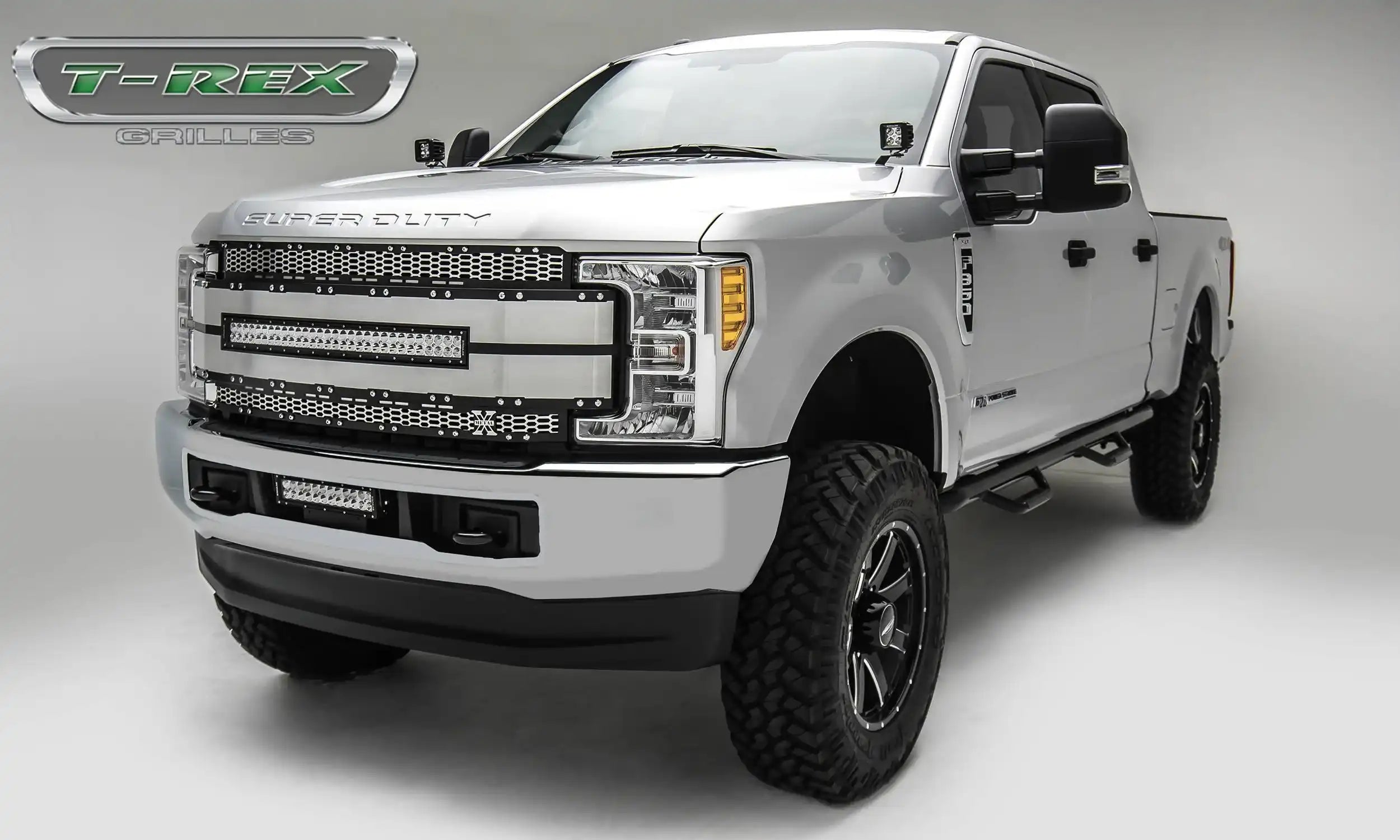 F143867904.jpg