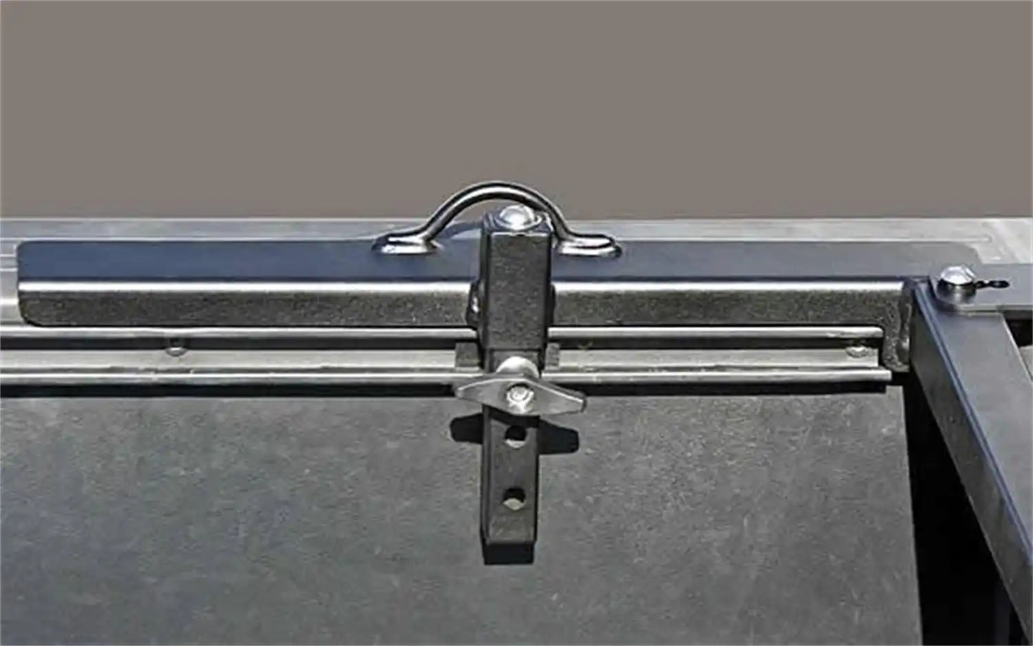 F143872817.jpg
