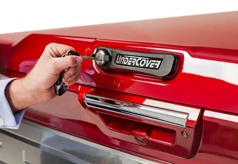 Undercover Elite LX Painted One-piece Tonneau Cover