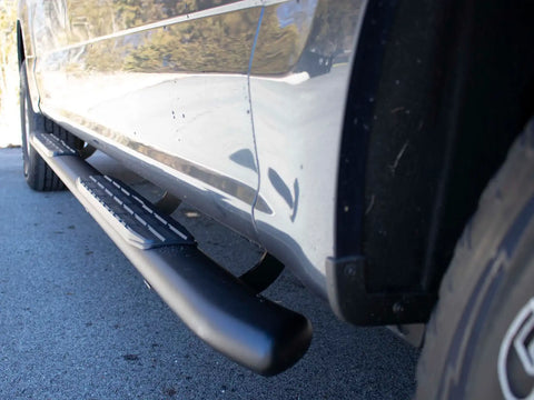 Fishbone Offroad FB21383 - 19-Current Silverado 1500 Double Cab 5 Inch Oval Side Step