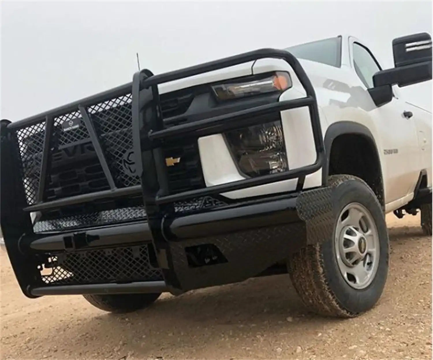 FBC201BLRC_2020-2021_Chevrolet2020-20212500HD3500HD_FrontBumpers_9.jpg