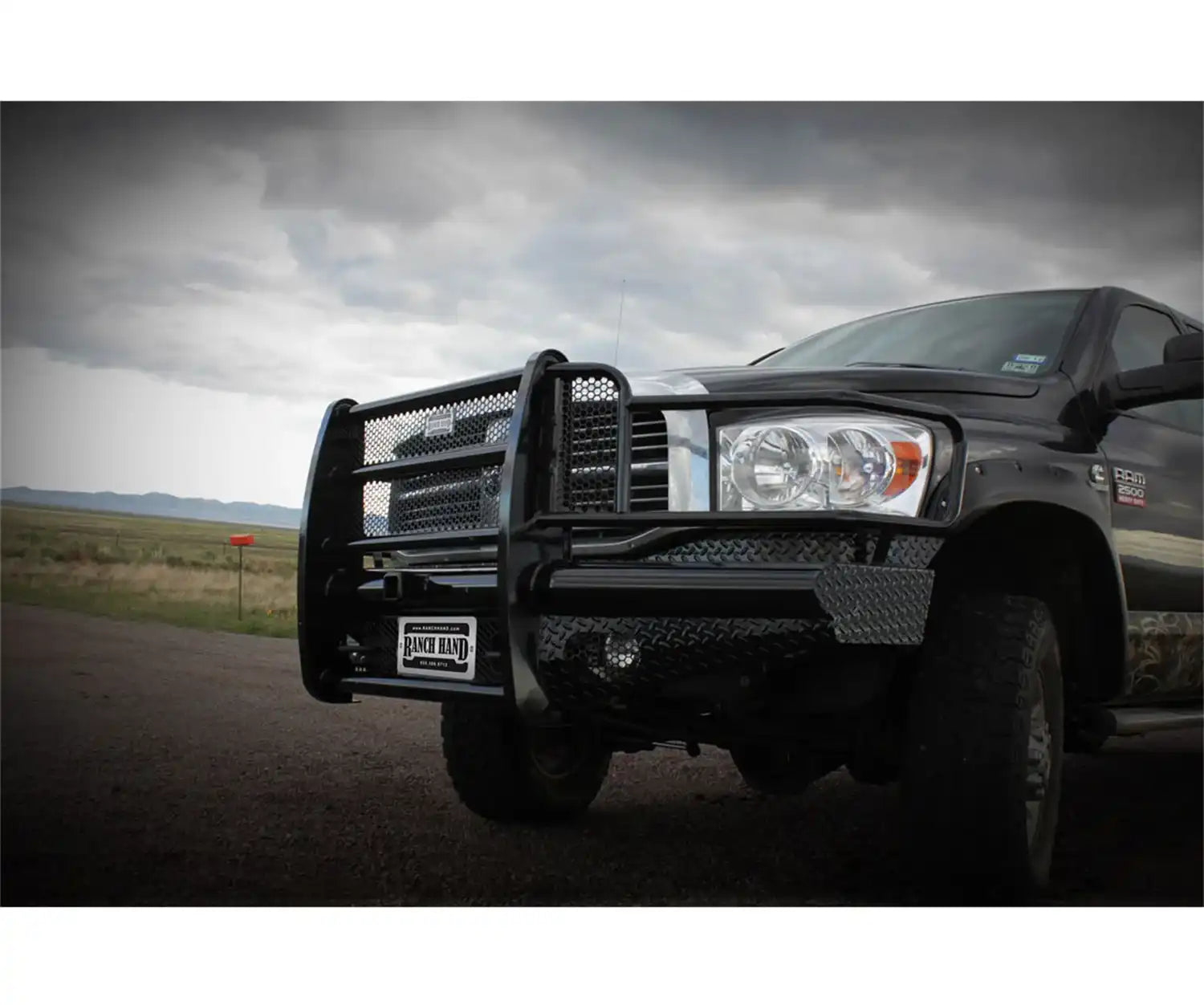 FBD061BLR_2006-2009Dodge2006-2009Ram1500MegaCab25003500FrontBumpers5.jpg