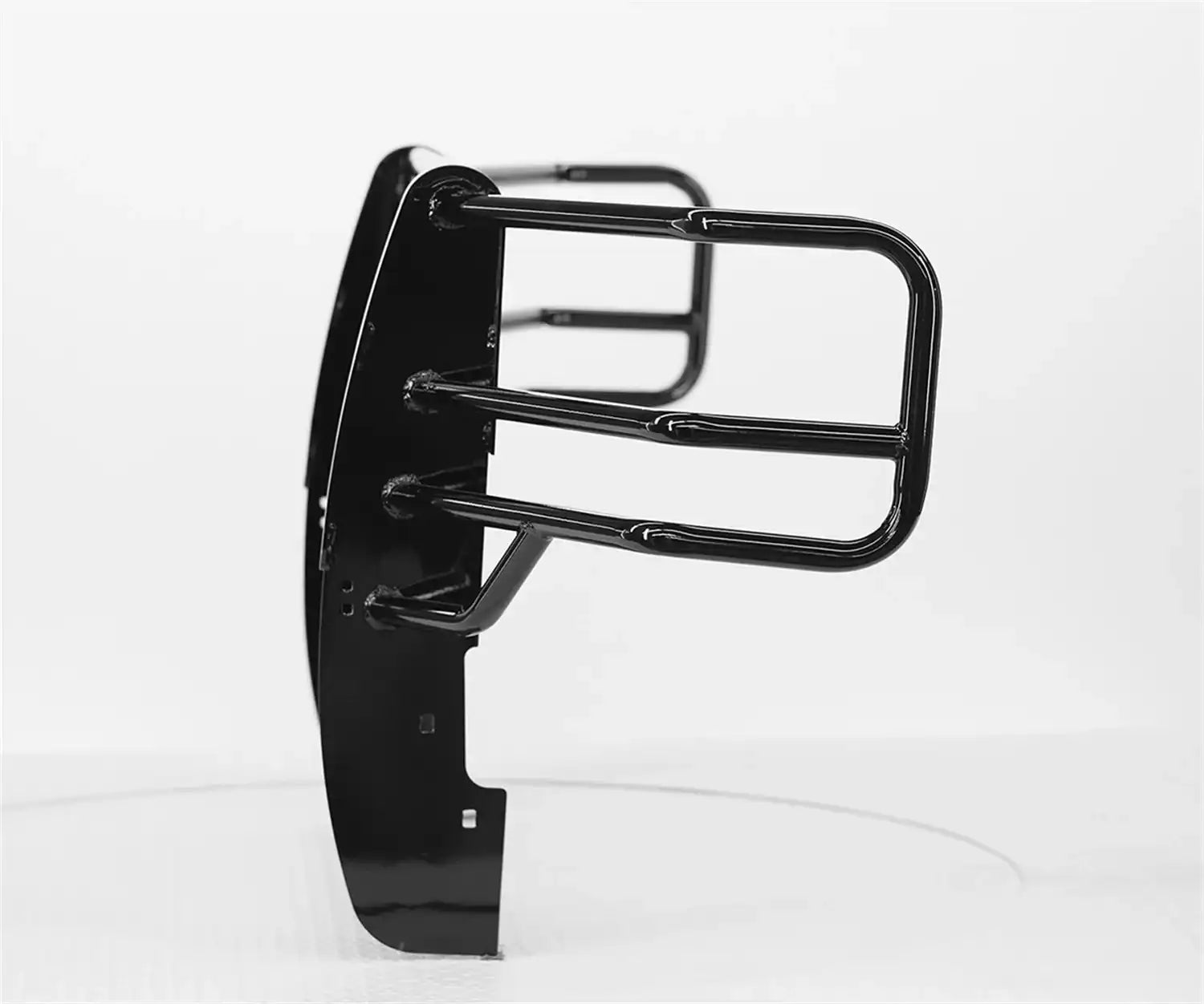 GGC16HBL1_2016-2018_Chevrolet2016-20181500_GrilleGuards_2.jpg