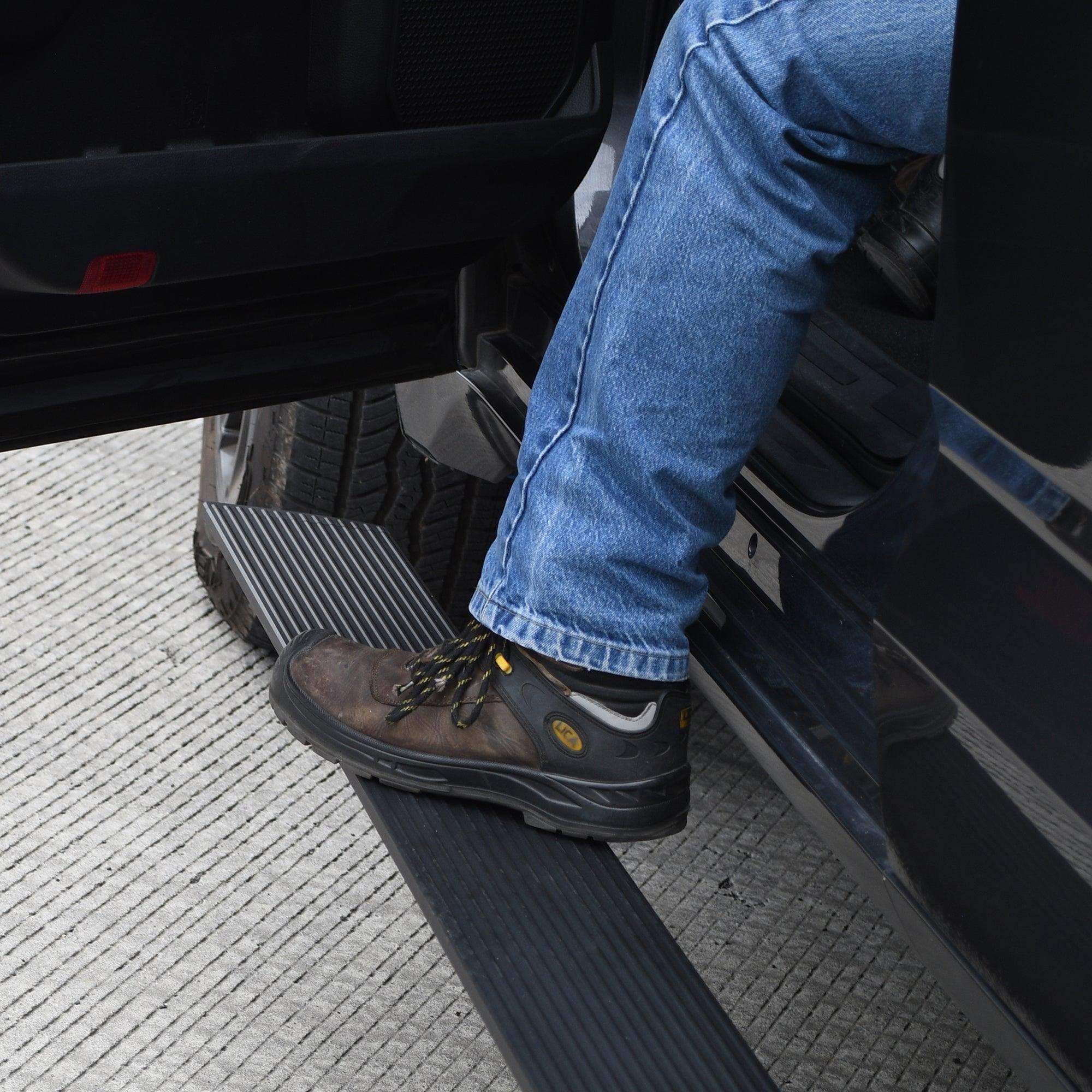 GR_E-BOARD_E1_Trucks-SUVs_006 (2).jpg