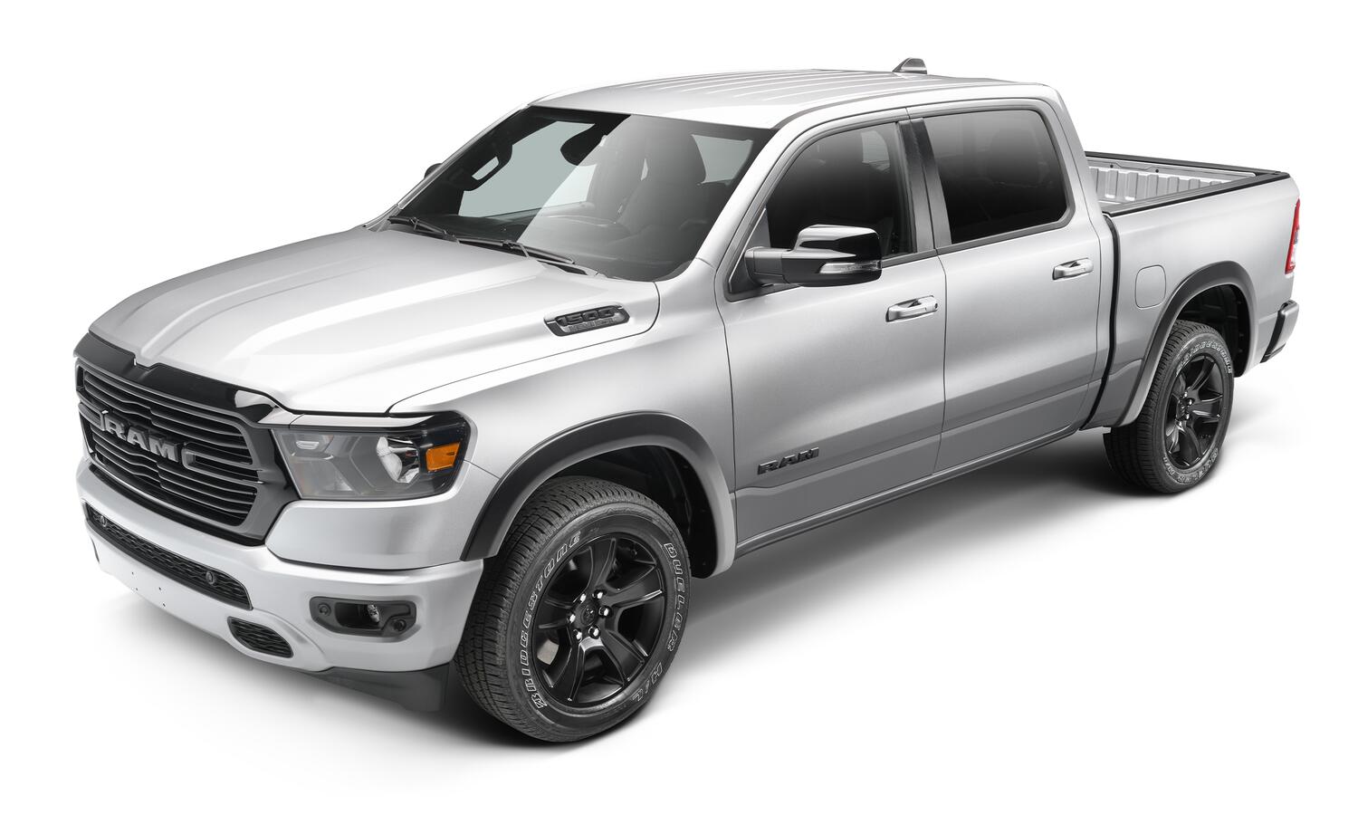 HKY_oeStyleFlares_21Ram1500Silver_3Qtr_2805928.jpg