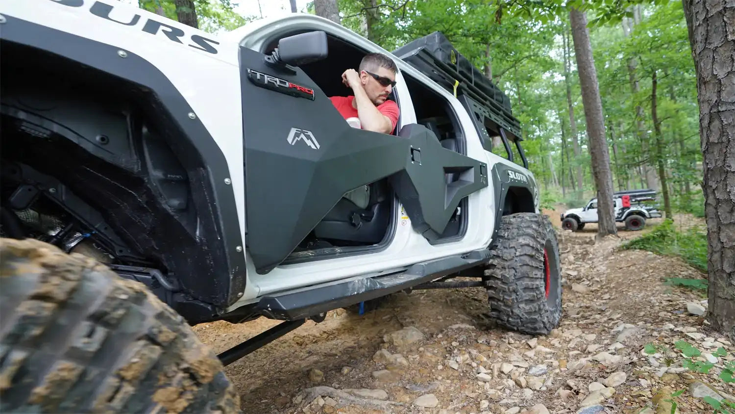 LIFESTYLE_TT1030_DRVR_SIDE_1.jpg