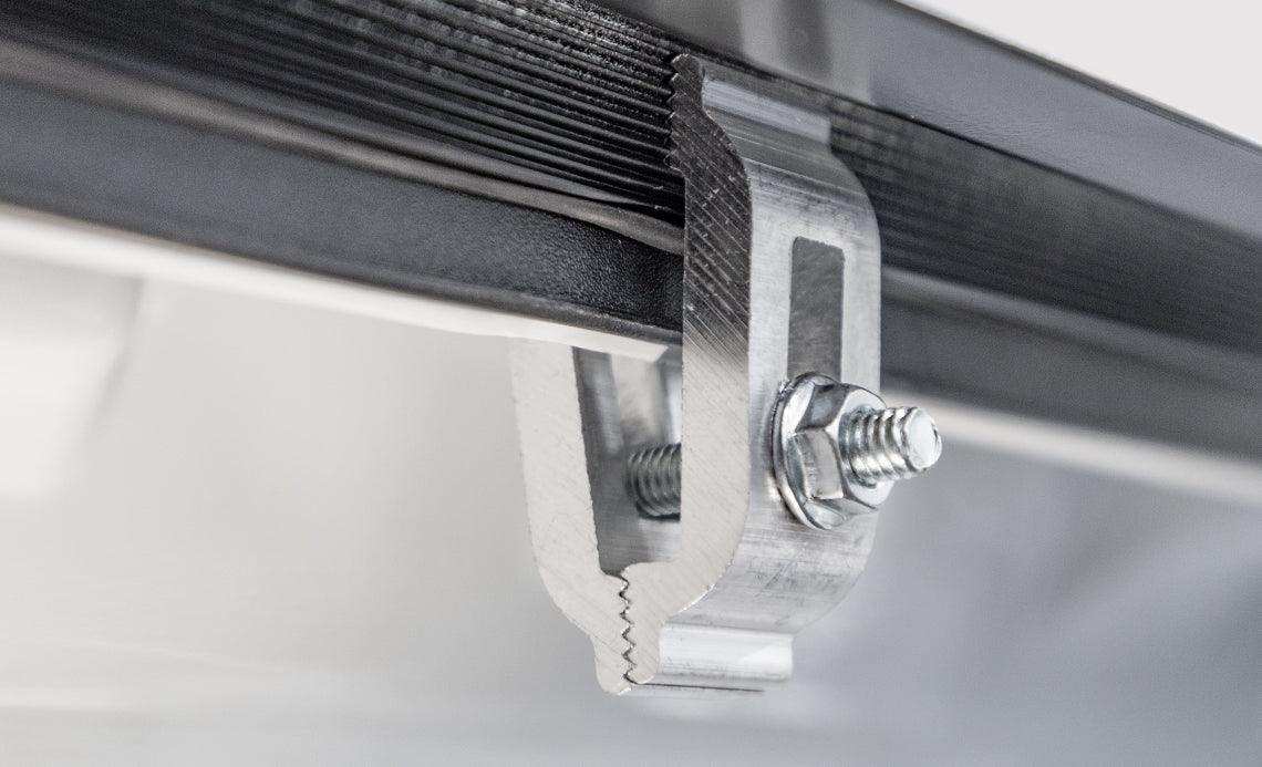 LOMAX_Pro_Series-Feature_Clamps.jpg
