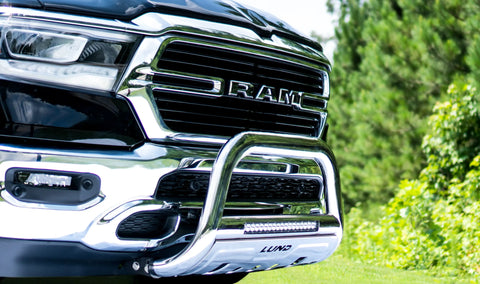 Lund_3.5_BullBar_2019Ram1500Crewcab_47021208_YU.jpg