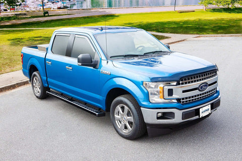 Lund_Summit_Ridge_2_16FordF-150_Lifestyle_28565033.jpg