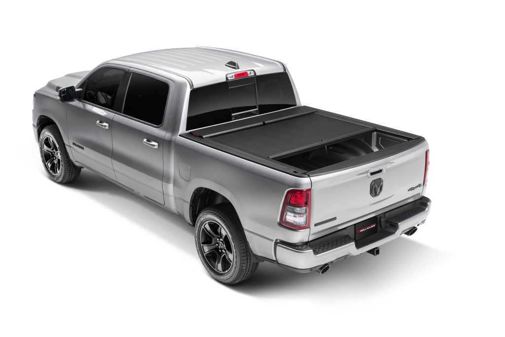 RNL_M-Series_19Ram_02Half.jpg