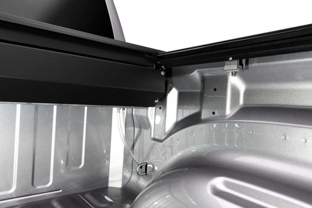 RNL_M-Series_19Ram_Details_05Canister.jpg