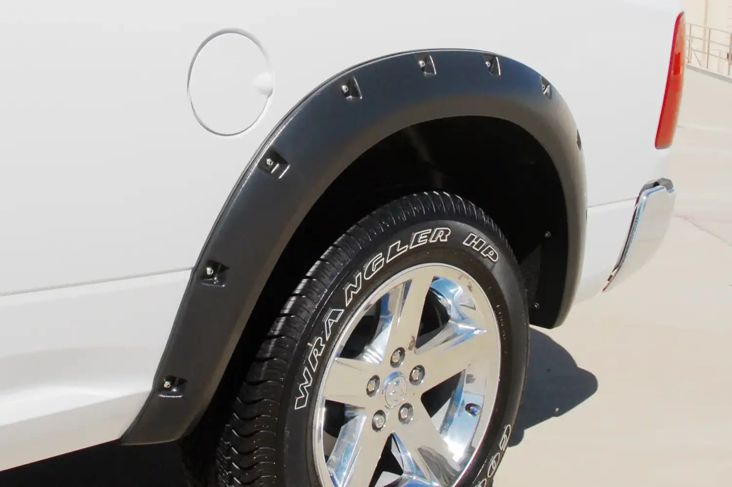 RX205T_v4_20120101.jpg