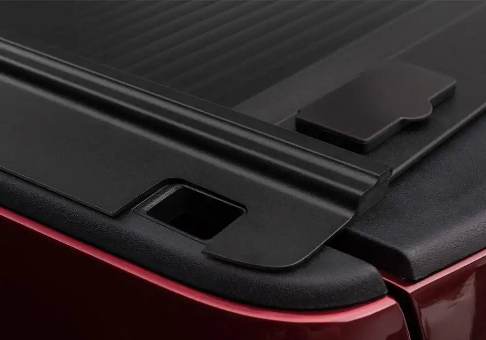 RX_OneMX_Dodge-Ram_Red_Details_01Pocket-Lock.jpg
