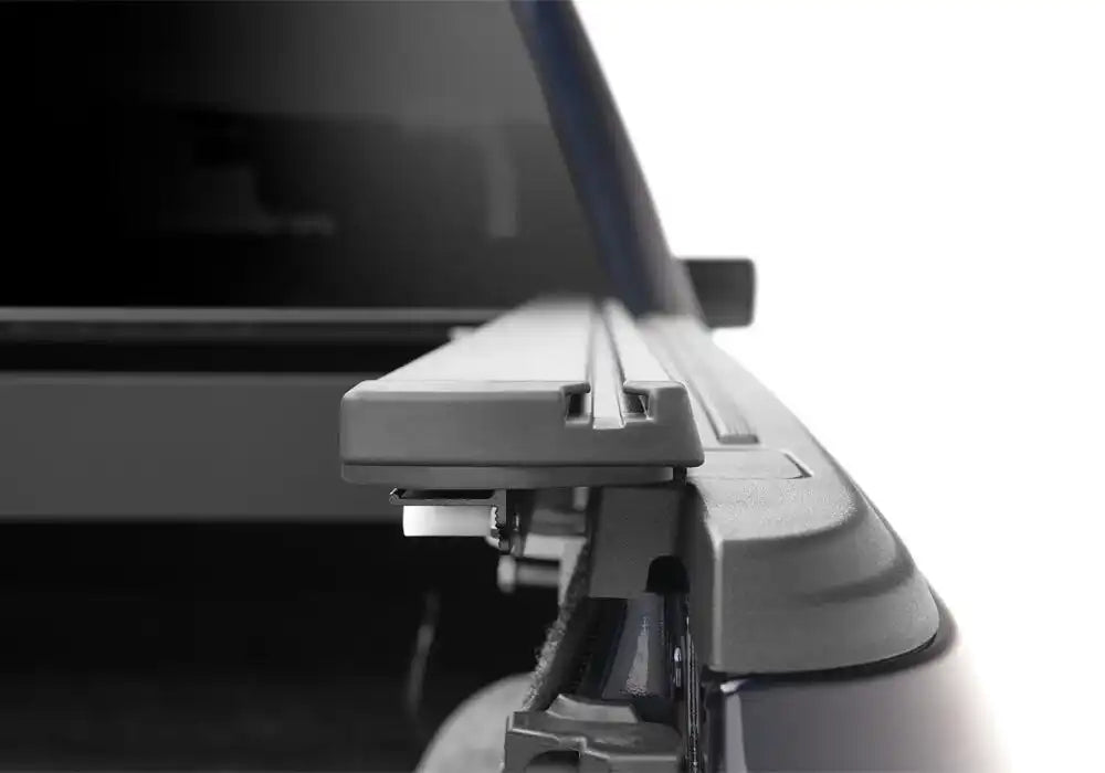RX_ProXR_21Ford-F150_Details_04RailEnd.jpg