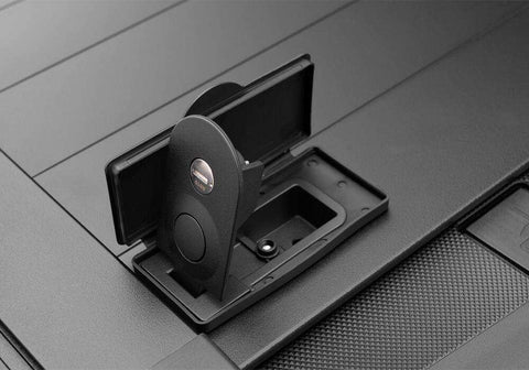 RX_ProXR_21Ford-F150_Details_07Handle.jpg