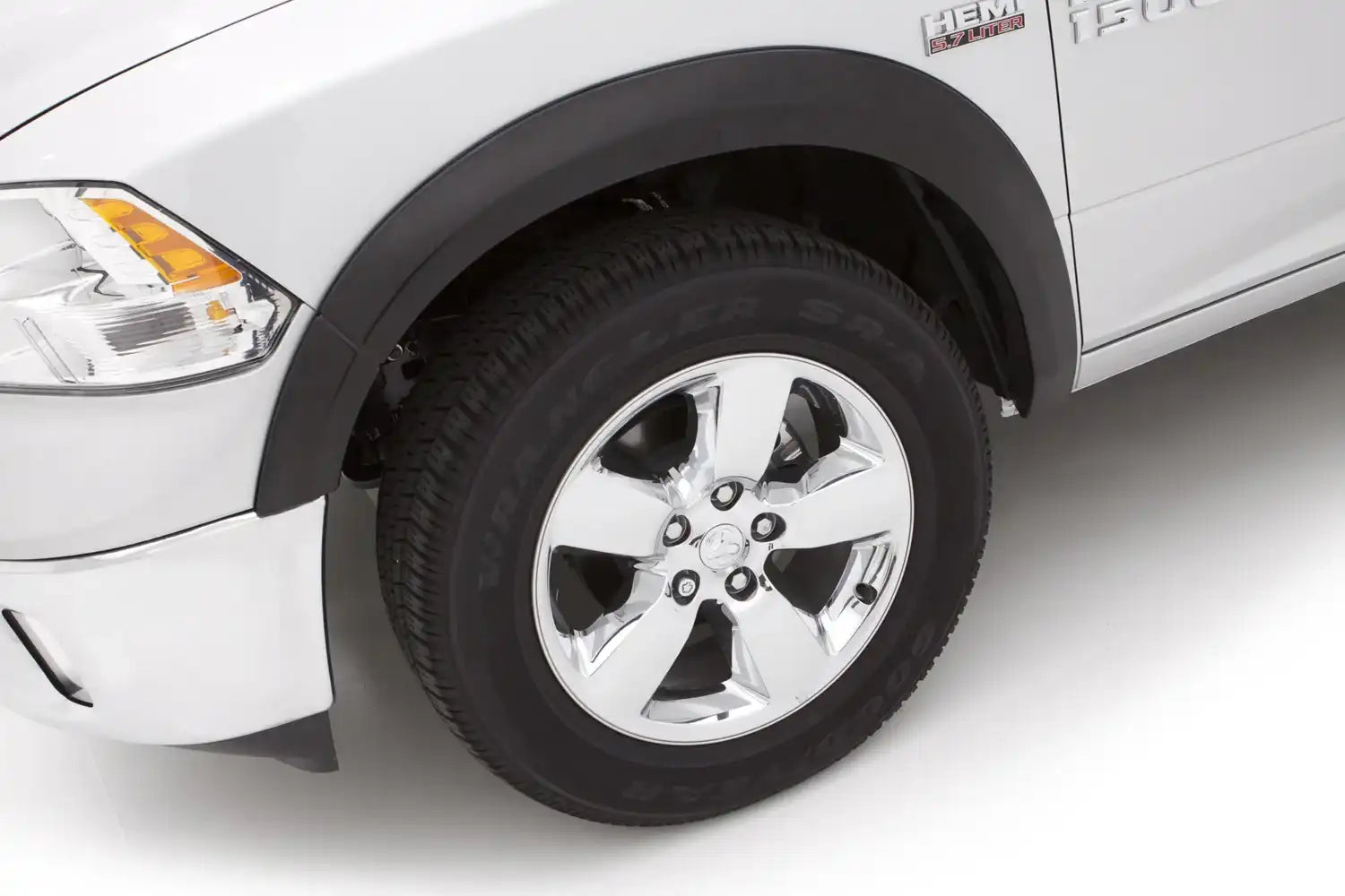 SX202S_on_vehicle_HR_2.jpg