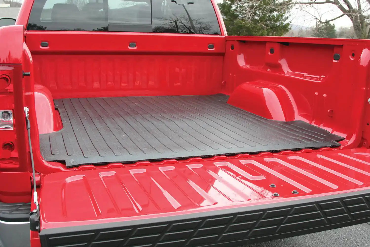 T83_Bed Mat_Installed.jpg