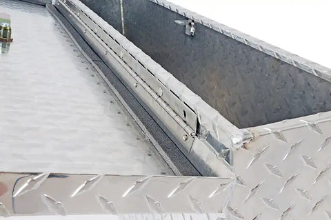 Dee Zee DZ94 Tool Box - Specialty Wheel Well BT Alum