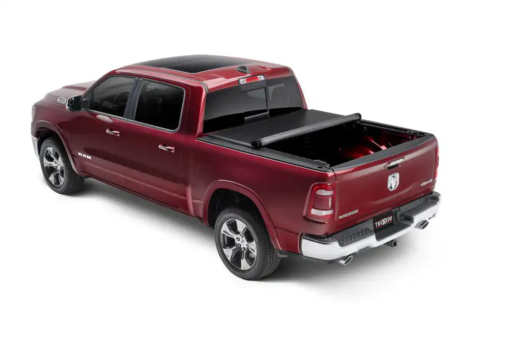 TX_Deuce_Dodge-Ram_2019_02Half.jpg