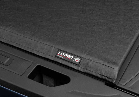 TX_LoPro_20Chevy-HD2500_Details_01_Badge.jpg