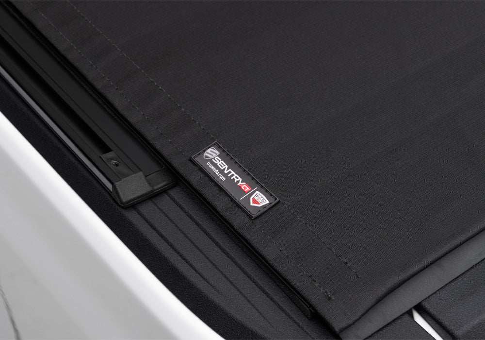 TX_SentryCT_Jeep-Gladiator_Details_05Badge.jpg