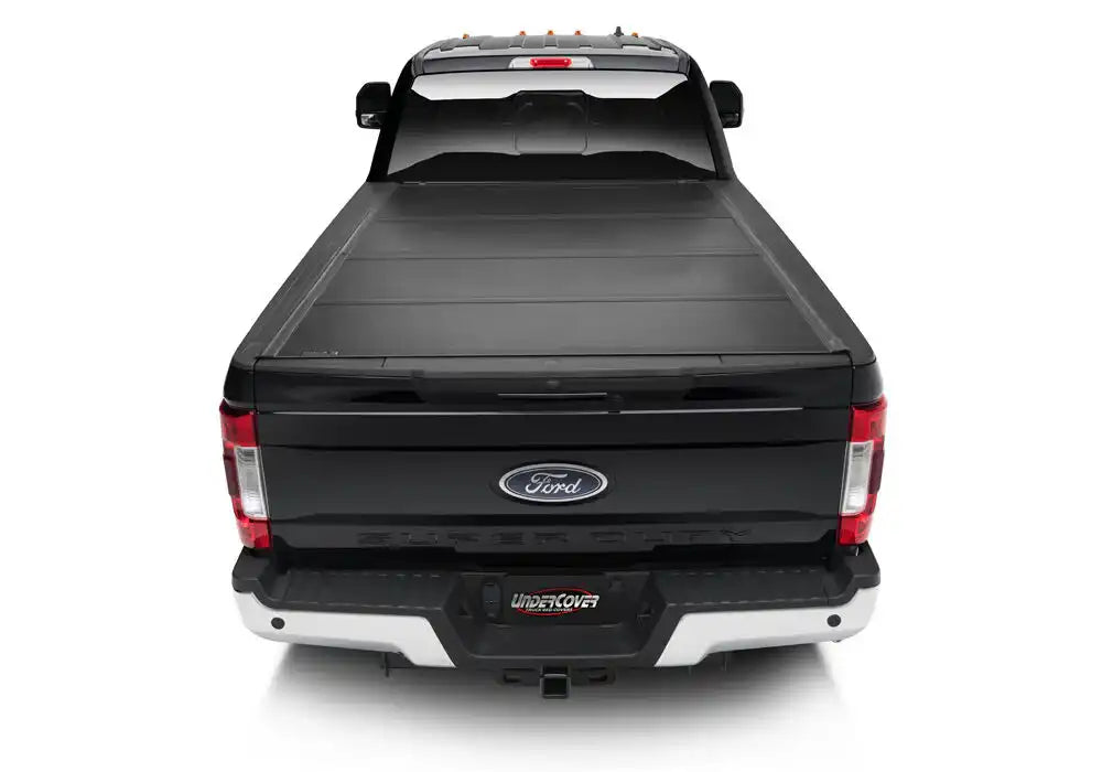 UC_ArmorFlex_20Ford-SuperDuty_Rear_06Closed.jpg