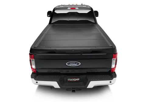 UC_ArmorFlex_20Ford-SuperDuty_Rear_06Closed.jpg