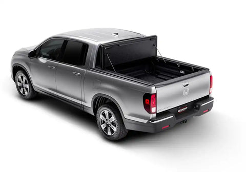 UC_Flex_2017_HondaRidgeline_Open_01_H.jpg