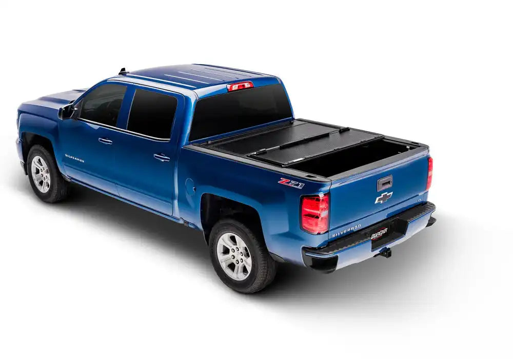 UC_Flex_Chevy_2017_Blue_02_Half.jpg