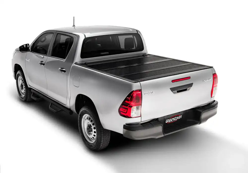 UC_Flex_Hilux_AngleClosed_H.jpg