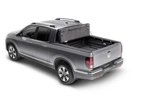 UC_UltraFlex_17-Ridgeline_Gray06-Open.jpg