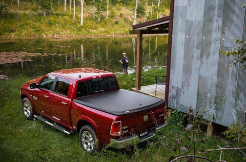 UnderCover SE UC3076 6'5'' One-Piece Tonneau Cover - MyTruckPoint
