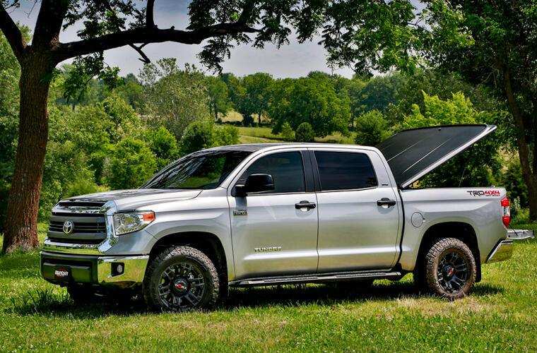 UnderCover SE UC3076 6'5'' One-Piece Tonneau Cover - MyTruckPoint