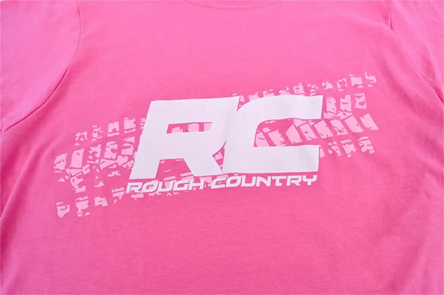 apparel-womens-rc-tread-short-sleeve-detail_3.jpg